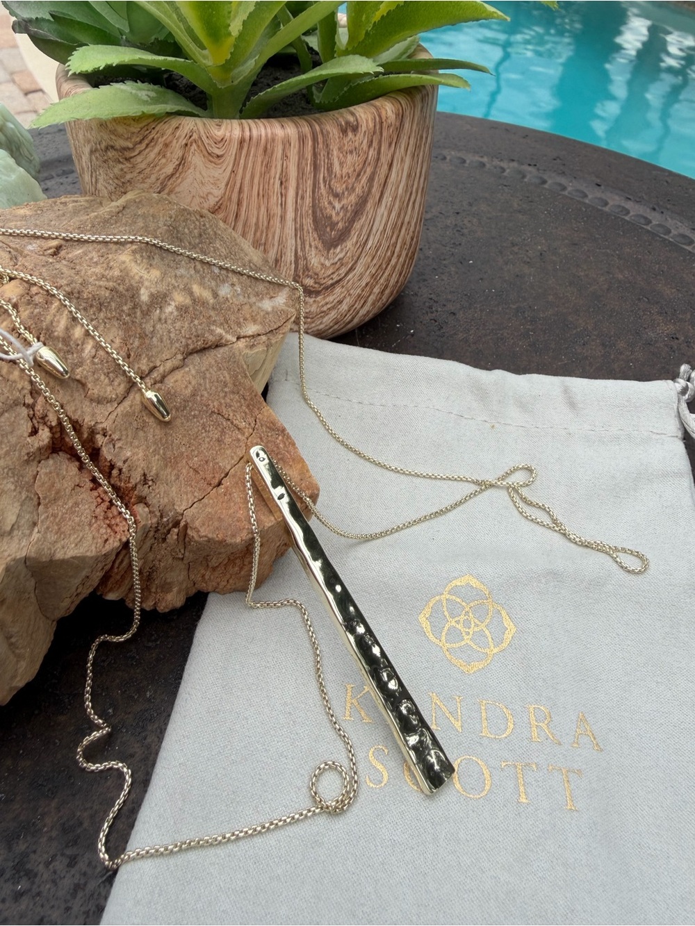 NWT KENDRA SCOTT Necklace - Beautiful Designer - Classic - Boho Gold